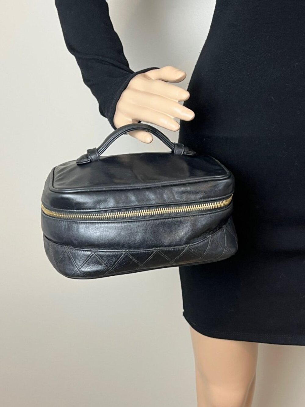 Chanel Lambskin Vanity Cosmetic Case Black - Picture 14 of 15